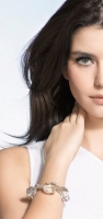 Beren Saat.jpg